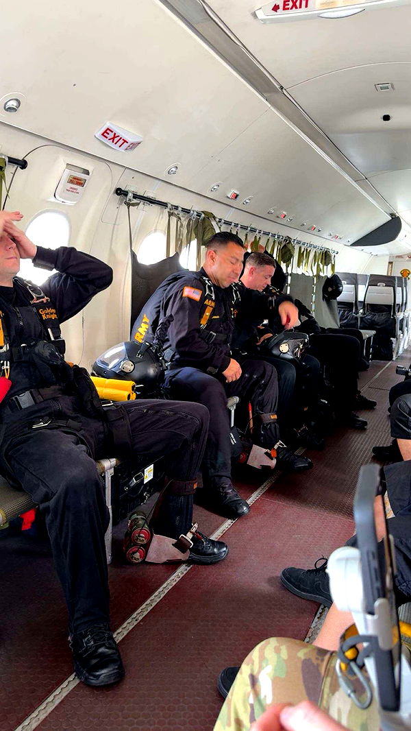 realhaylujan image ~ Altpins