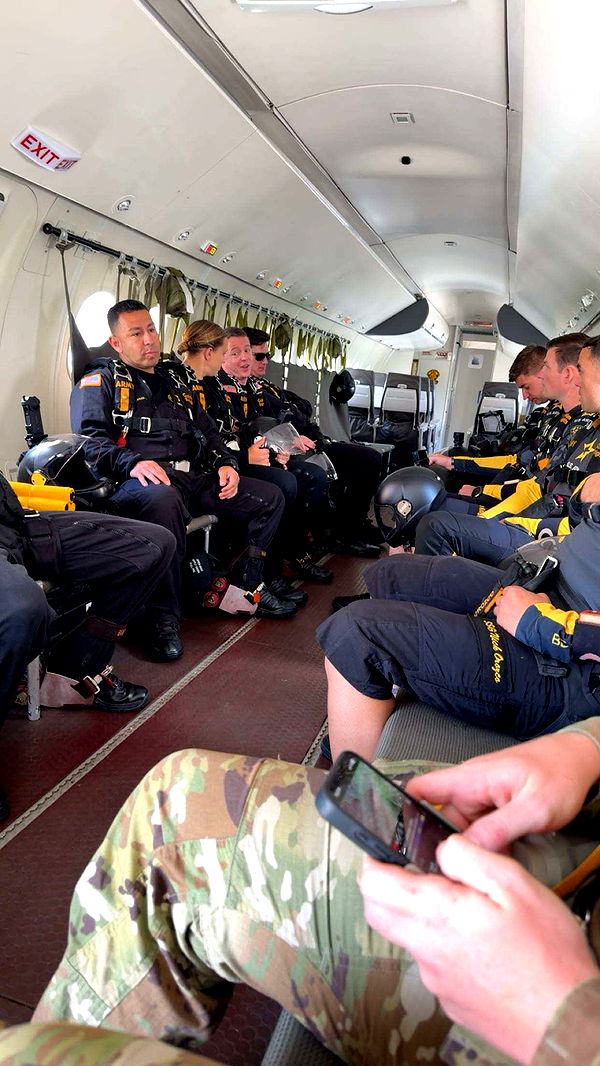 realhaylujan image ~ Altpins