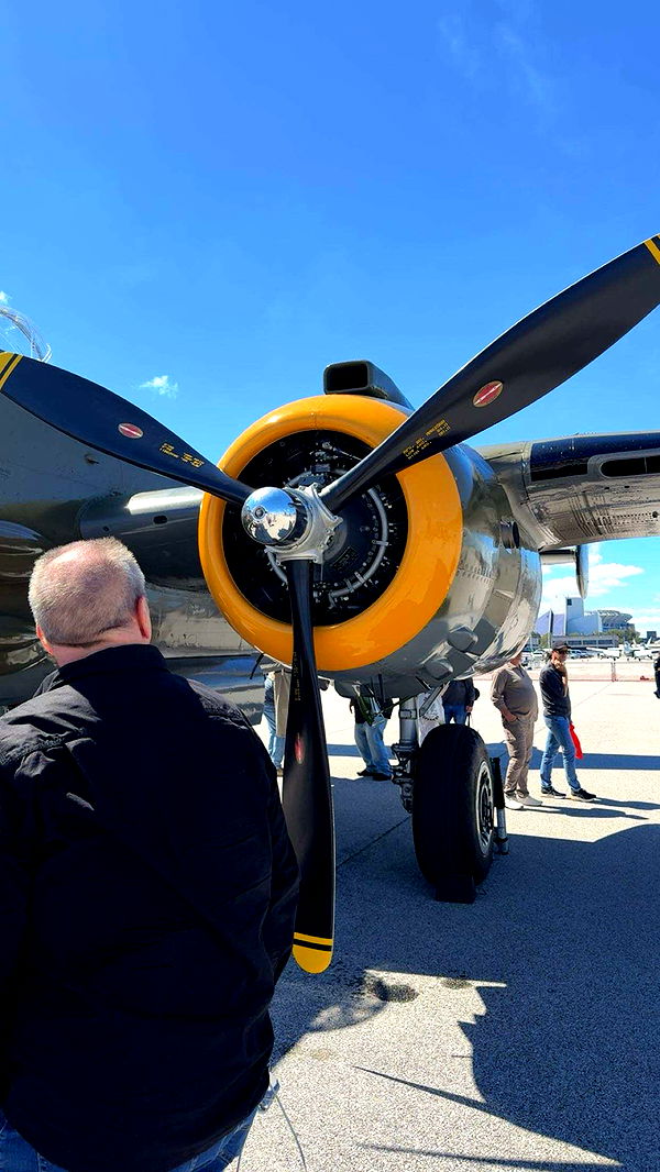 realhaylujan image ~ Altpins