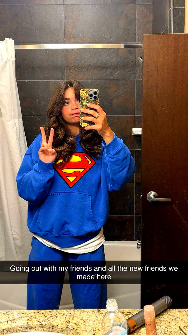 realhaylujan image ~ Altpins