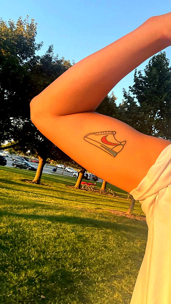 realhaylujan image ~ Altpins