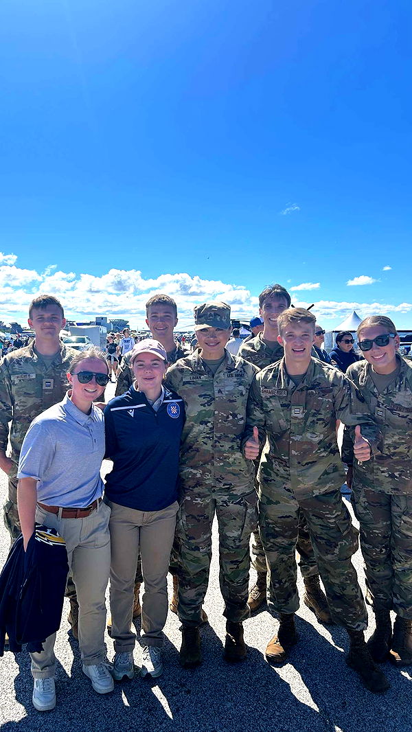 realhaylujan image ~ Altpins