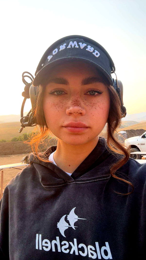 realhaylujan image ~ Altpins