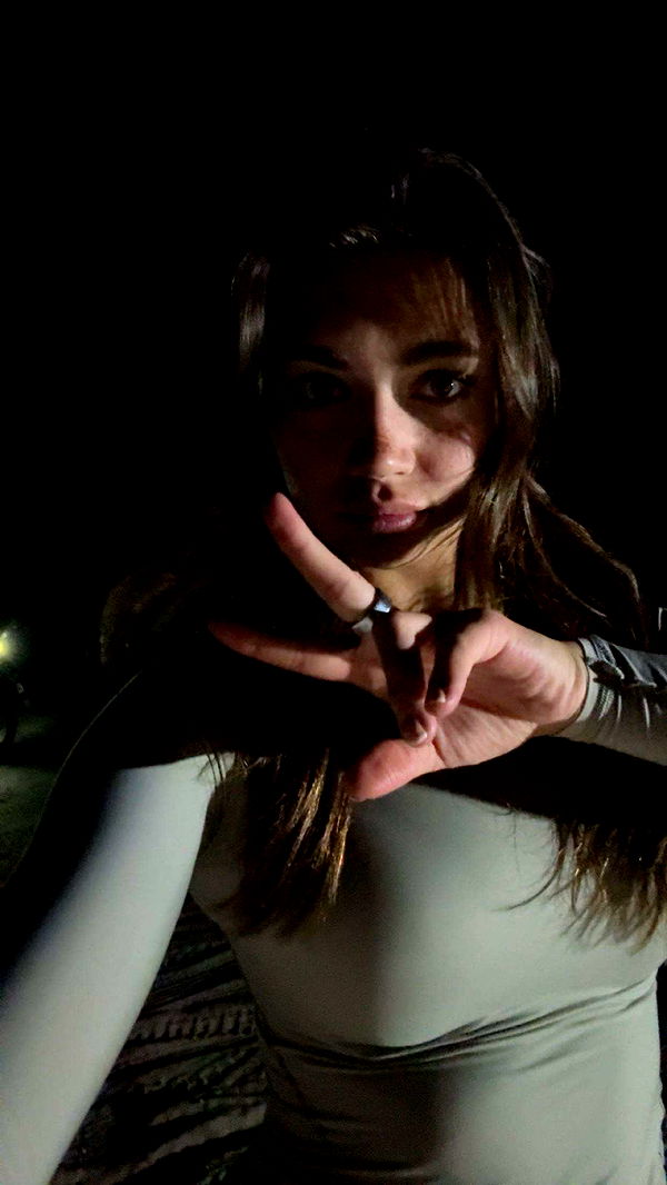 realhaylujan image ~ Altpins