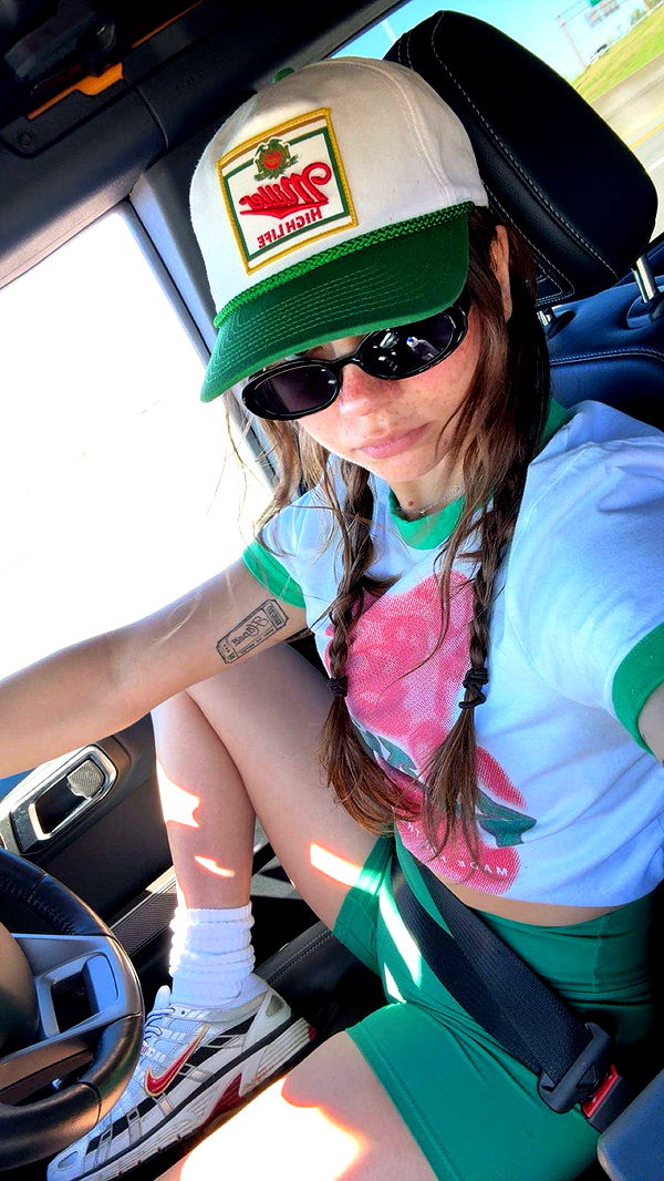 realhaylujan image ~ Altpins