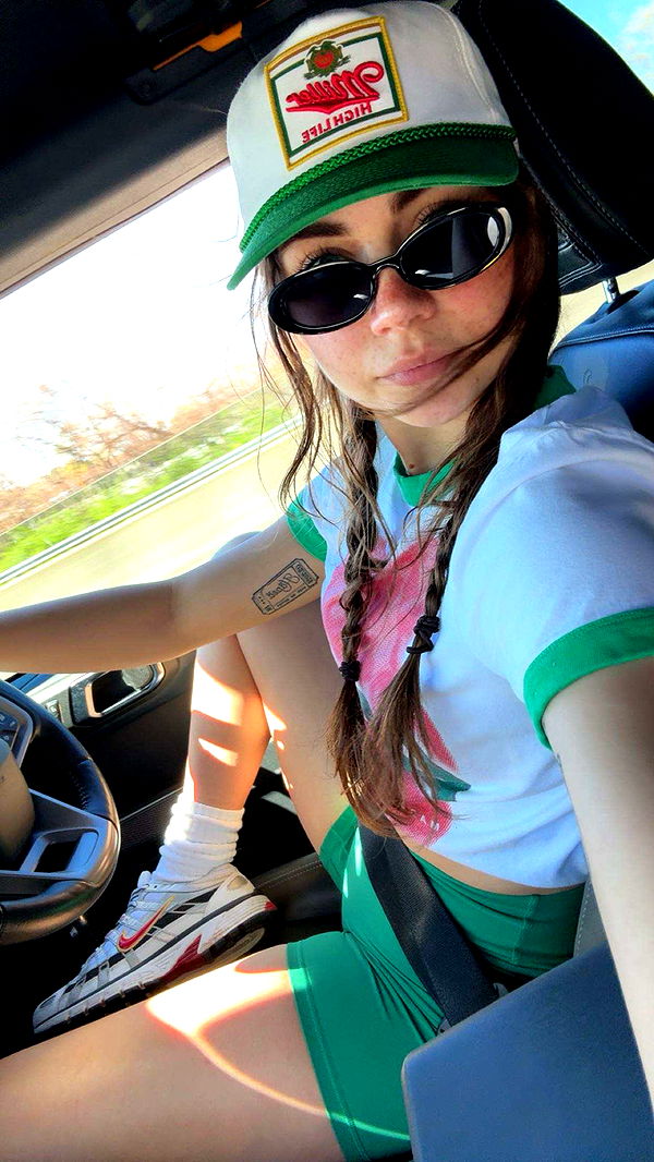 realhaylujan image ~ Altpins