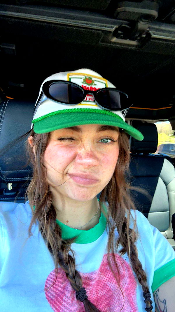 realhaylujan image ~ Altpins