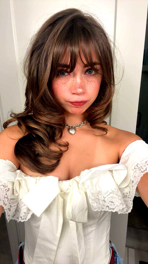 realhaylujan image ~ Altpins