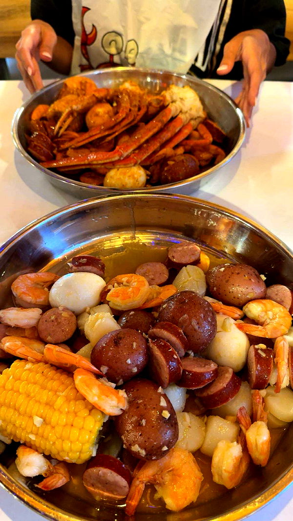 realhaylujan image ~ Altpins