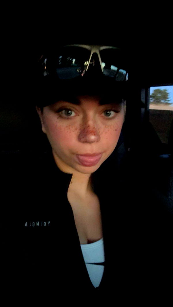 realhaylujan image ~ Altpins