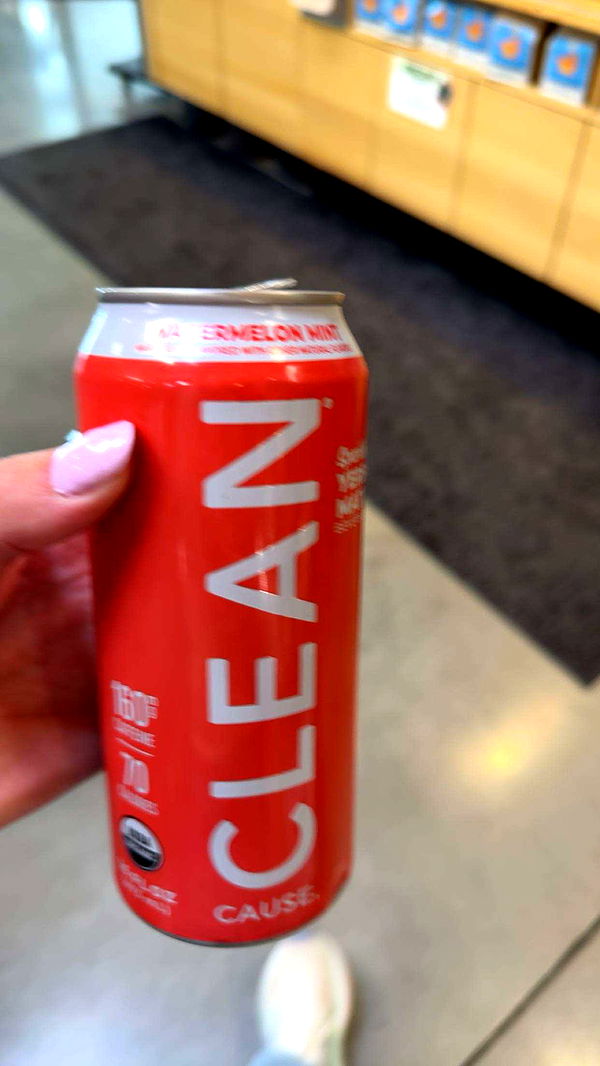 realhaylujan image ~ Altpins