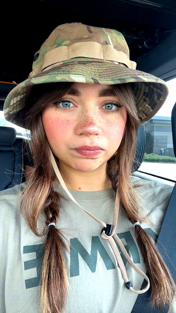 realhaylujan image ~ Altpins