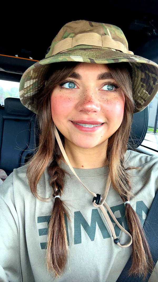 realhaylujan image ~ Altpins