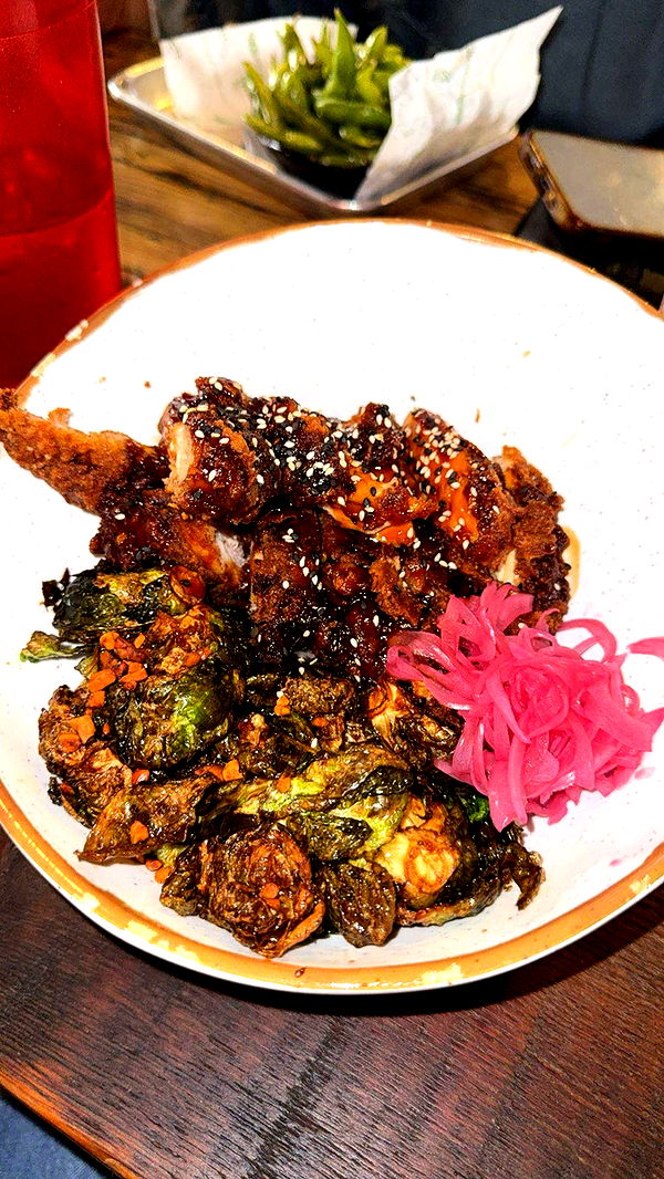 realhaylujan image ~ Altpins