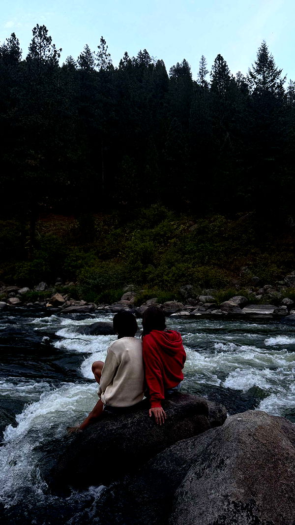 realhaylujan image ~ Altpins