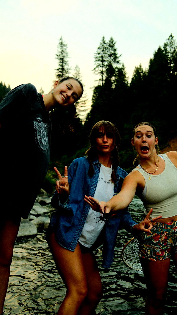 realhaylujan image ~ Altpins