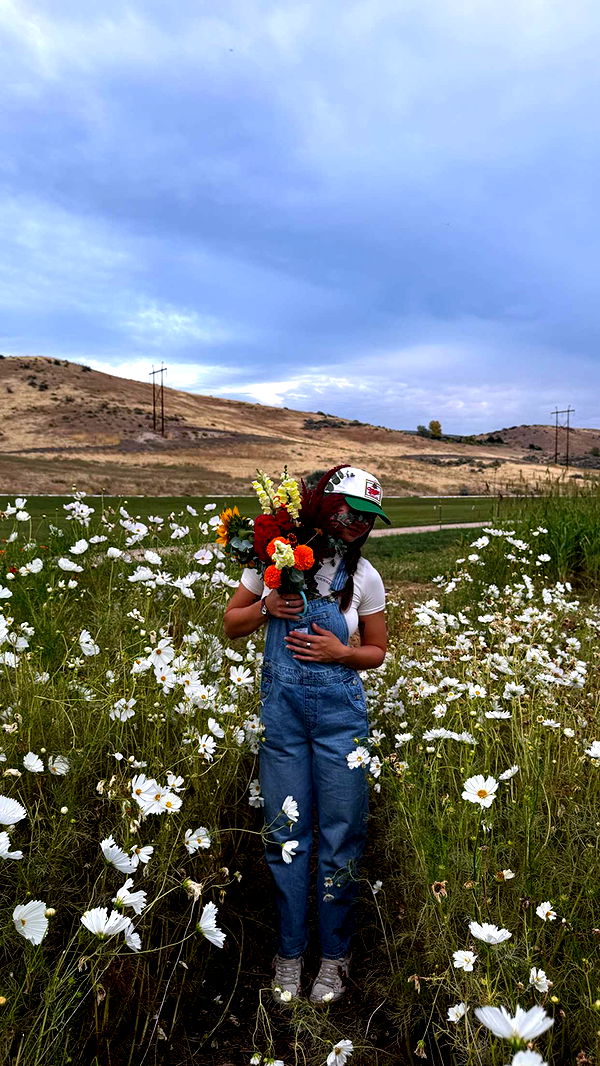 realhaylujan image ~ Altpins