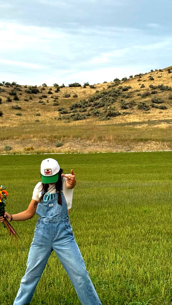 realhaylujan image ~ Altpins