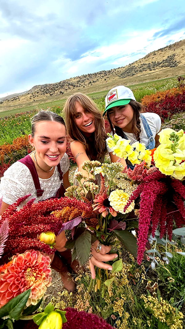 realhaylujan image ~ Altpins