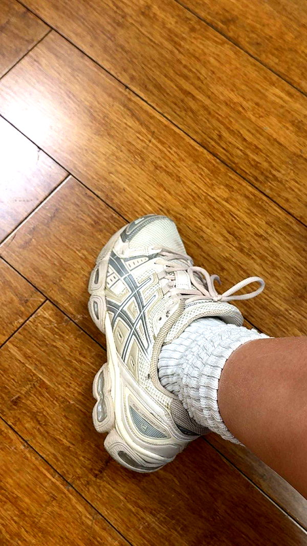 realhaylujan image ~ Altpins