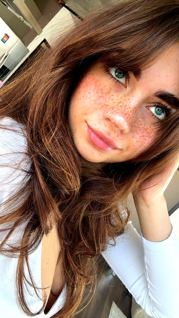 realhaylujan image ~ Altpins