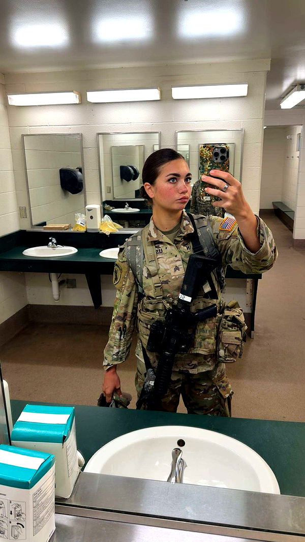 realhaylujan image ~ Altpins