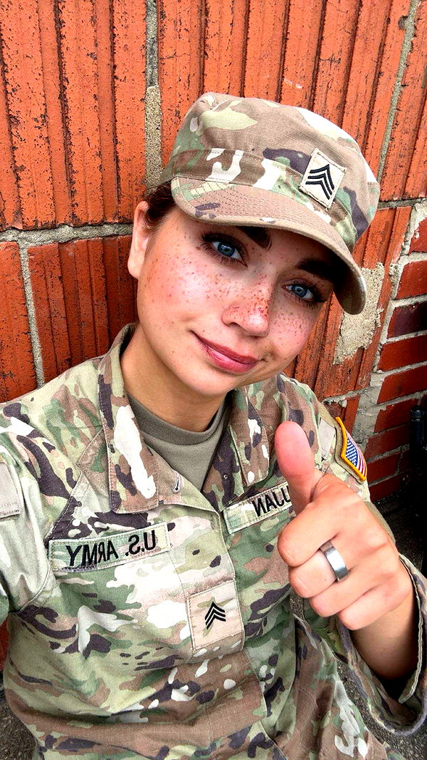 realhaylujan image ~ Altpins