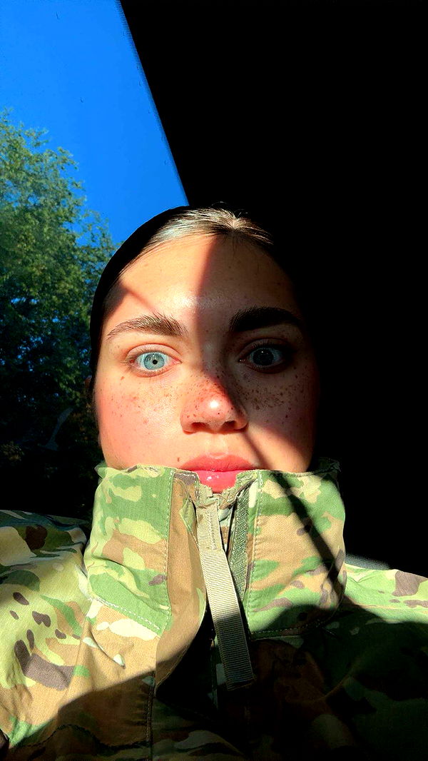 realhaylujan image ~ Altpins