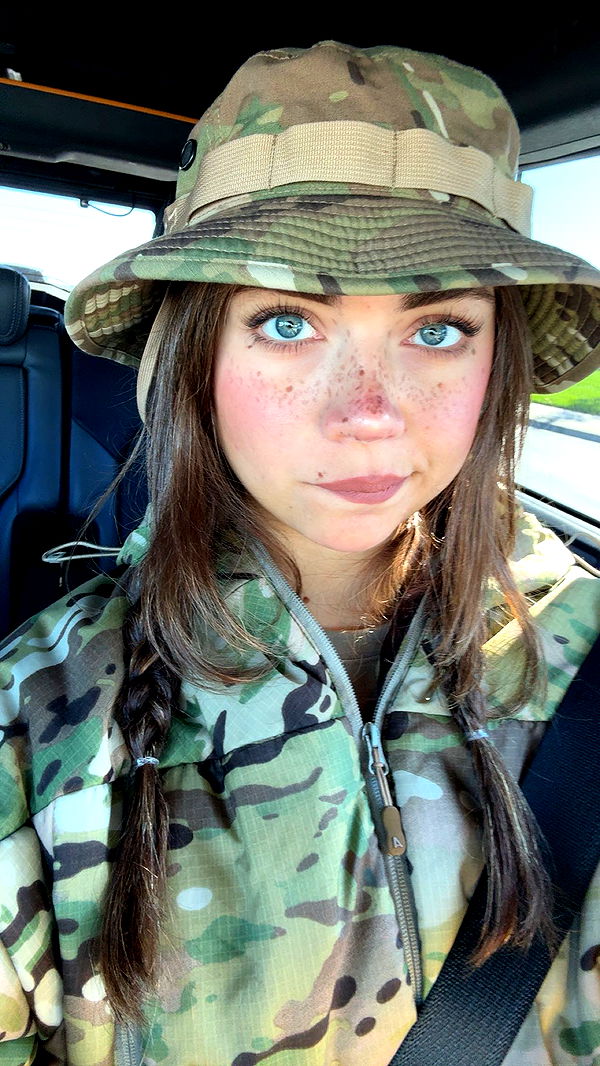 realhaylujan image ~ Altpins