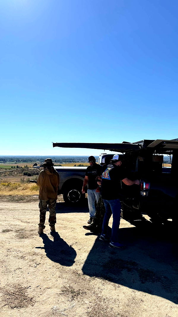 realhaylujan image ~ Altpins