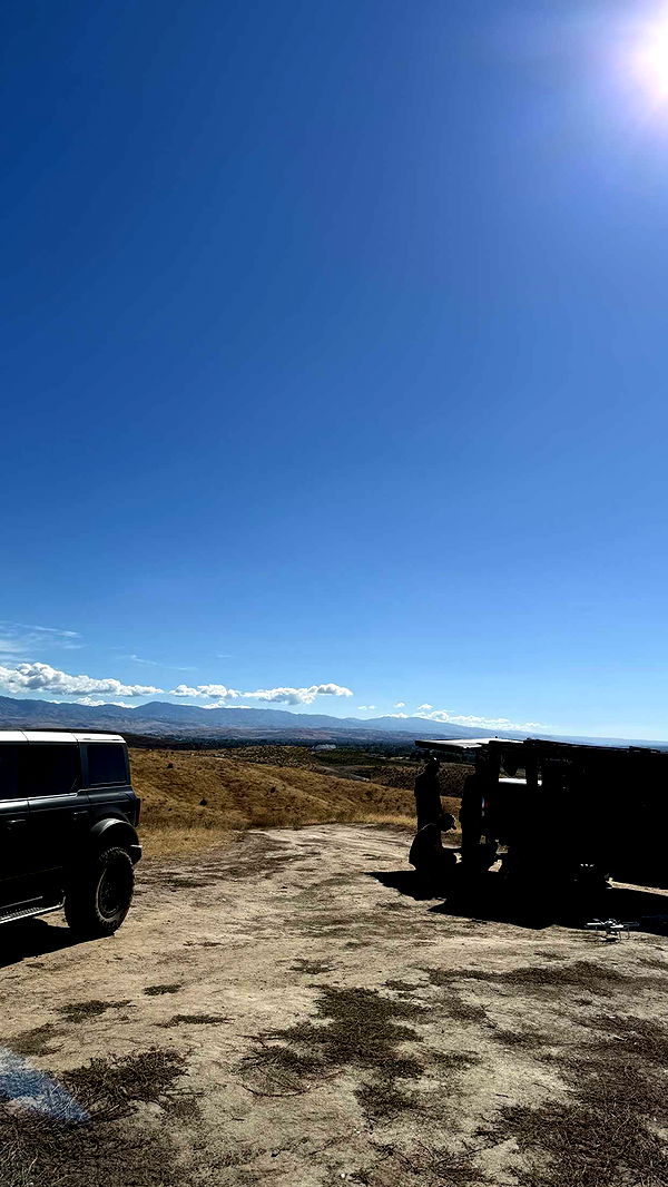 realhaylujan image ~ Altpins