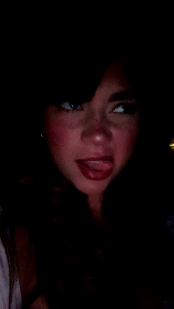 realhaylujan image ~ Altpins