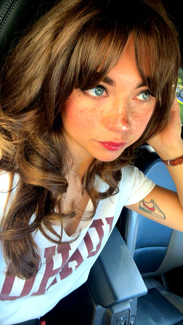 realhaylujan image ~ Altpins