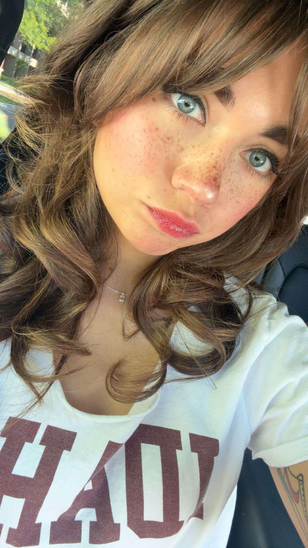 realhaylujan snapchat image archive image