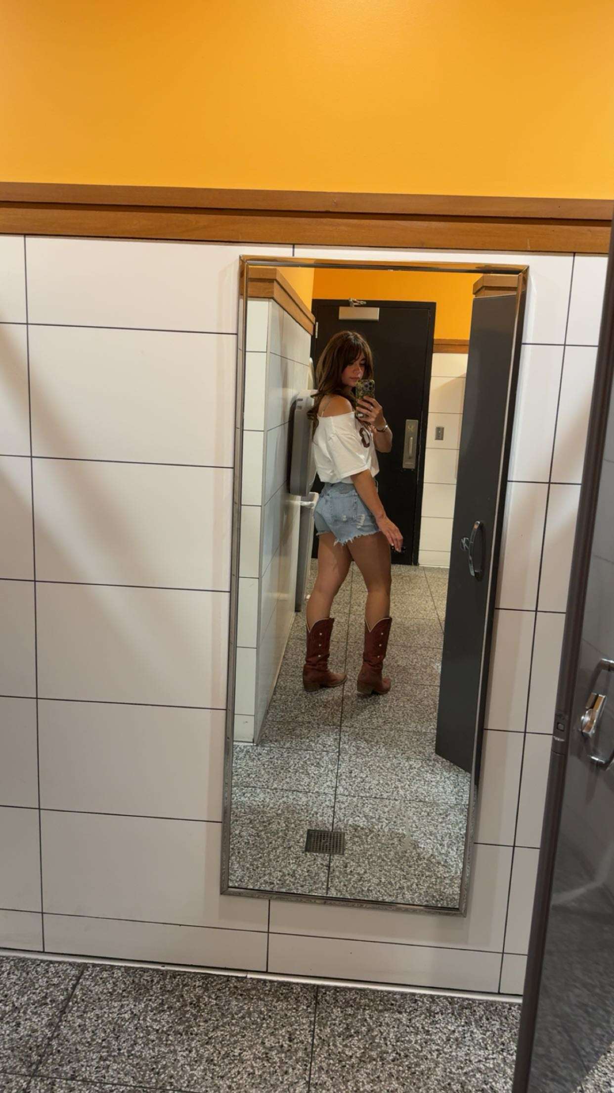 realhaylujan snapchat image archive image