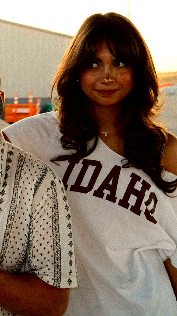 realhaylujan image ~ Altpins