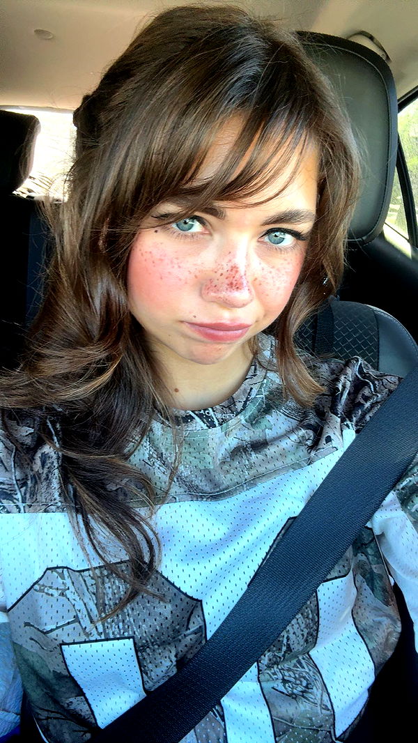 realhaylujan image ~ Altpins