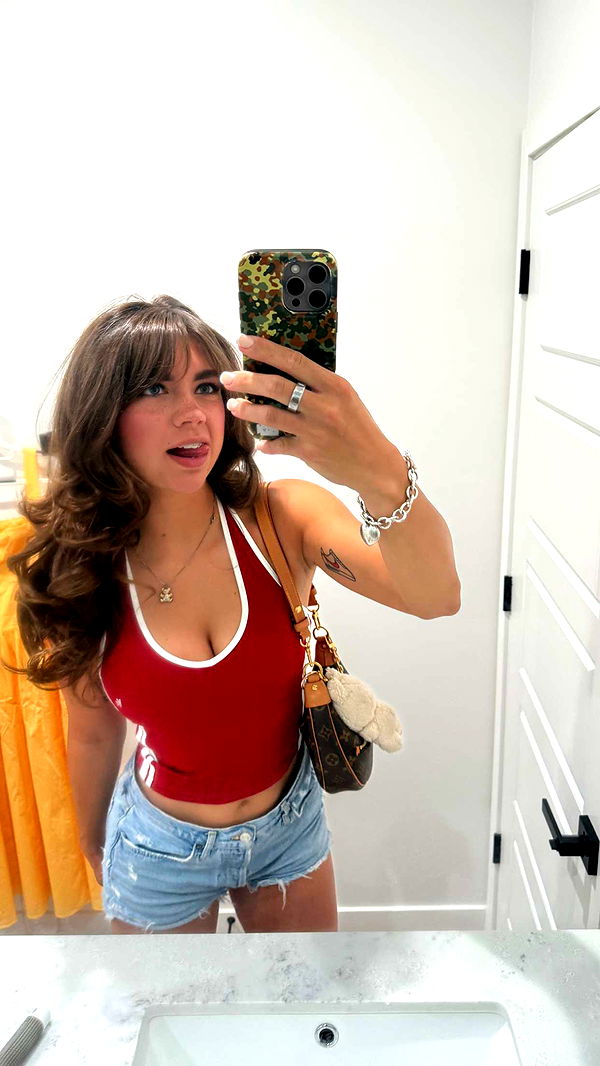 realhaylujan image ~ Altpins