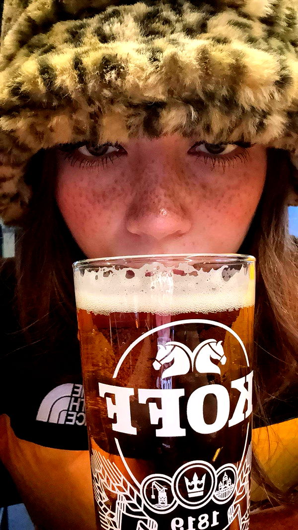 realhaylujan image ~ Altpins