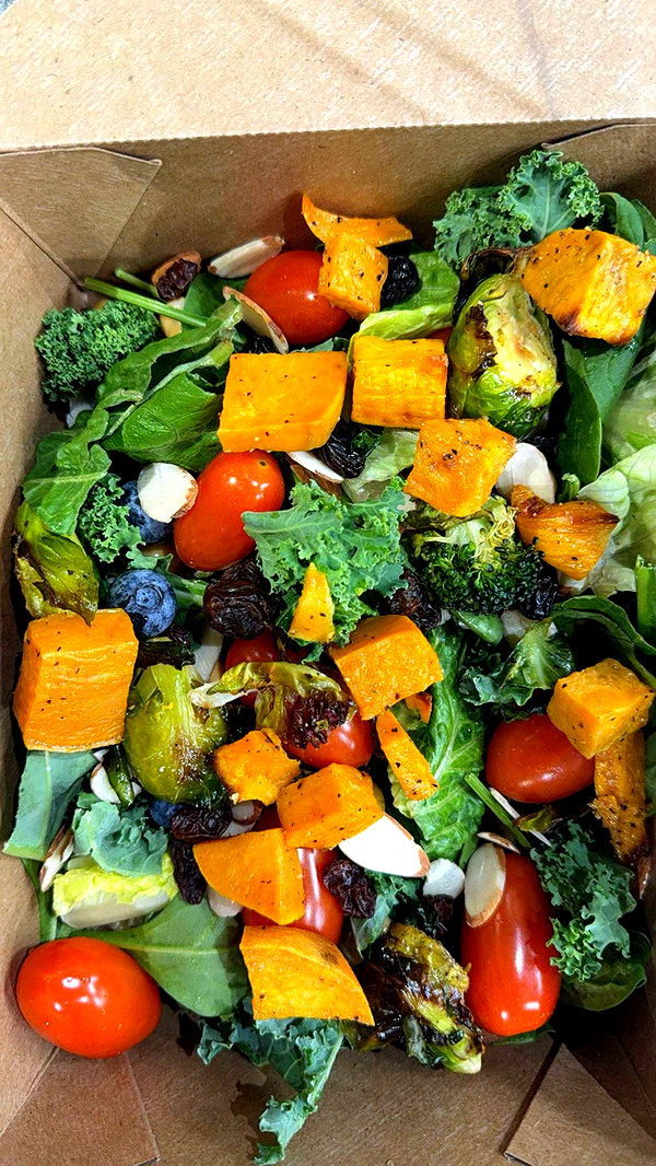 realhaylujan image ~ Altpins