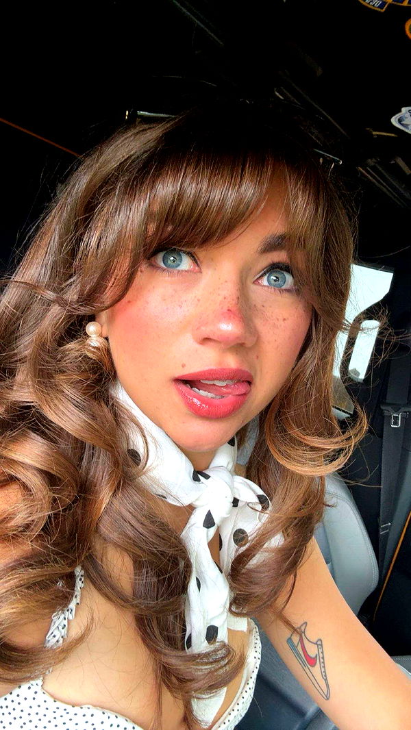 realhaylujan image ~ Altpins