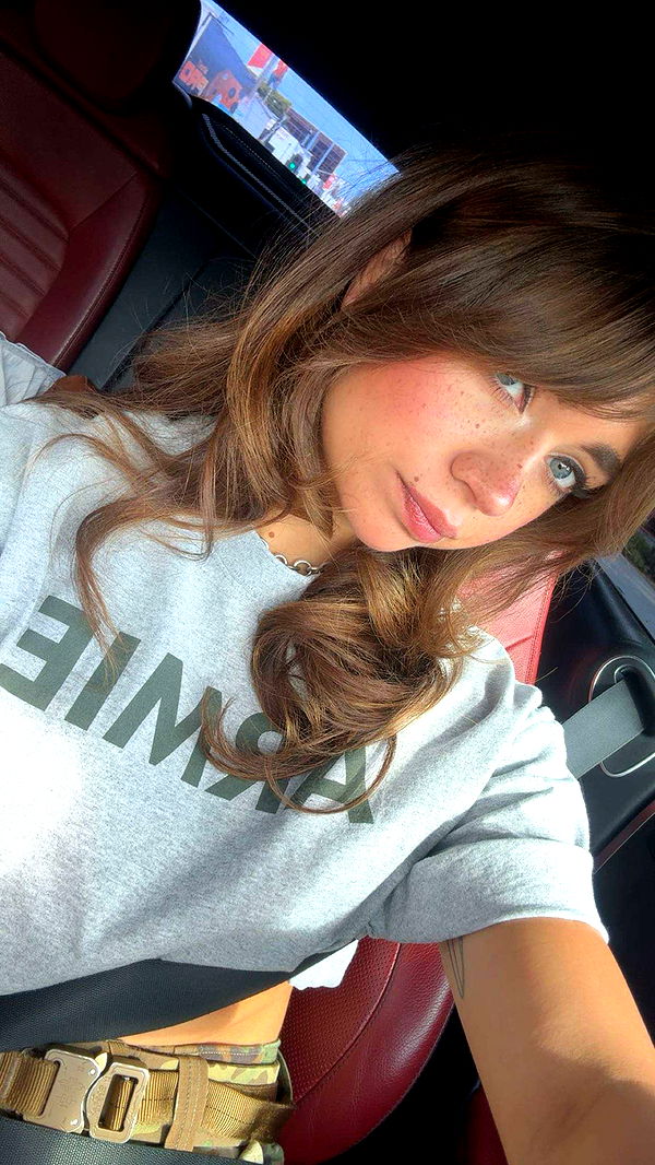 realhaylujan image ~ Altpins