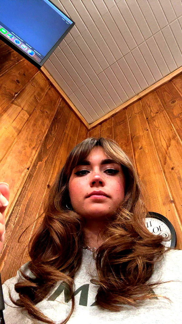 realhaylujan image ~ Altpins