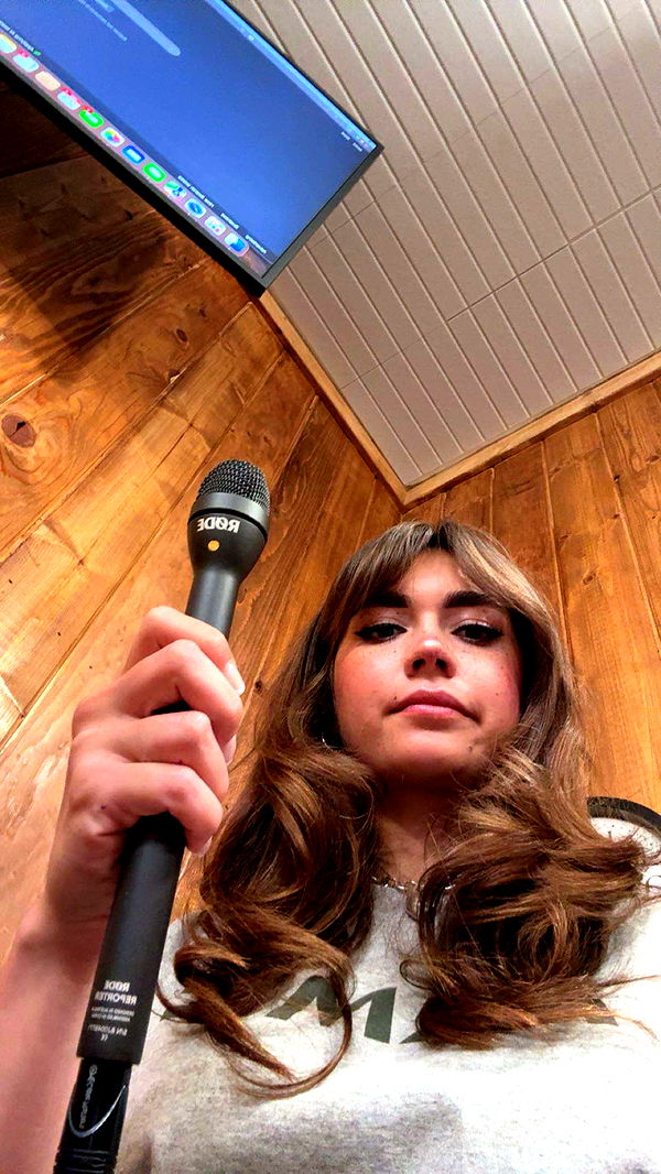 realhaylujan image ~ Altpins