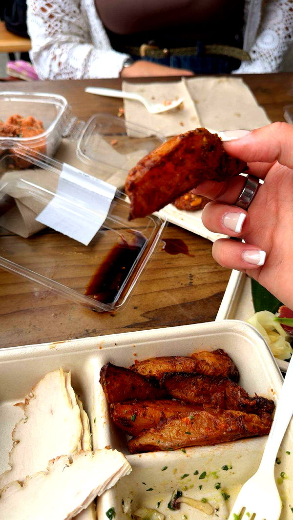 realhaylujan image ~ Altpins