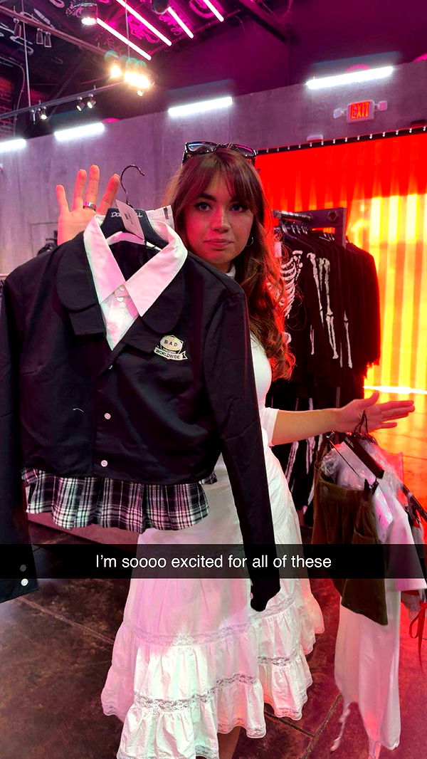 realhaylujan image ~ Altpins