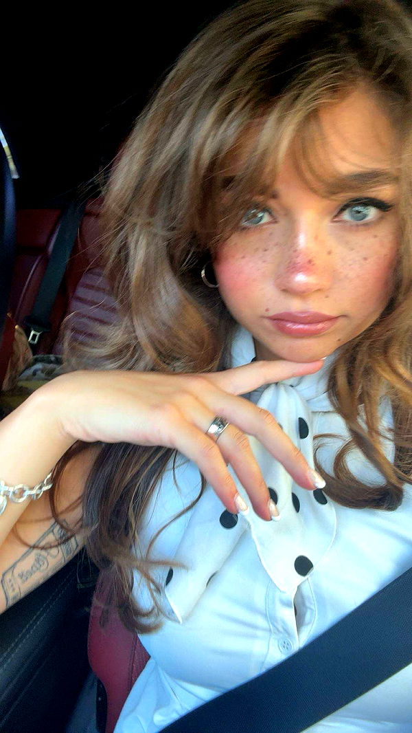 realhaylujan image ~ Altpins