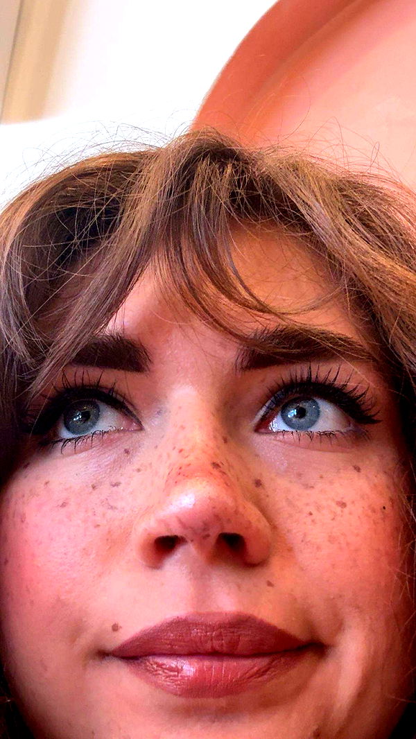 realhaylujan image ~ Altpins