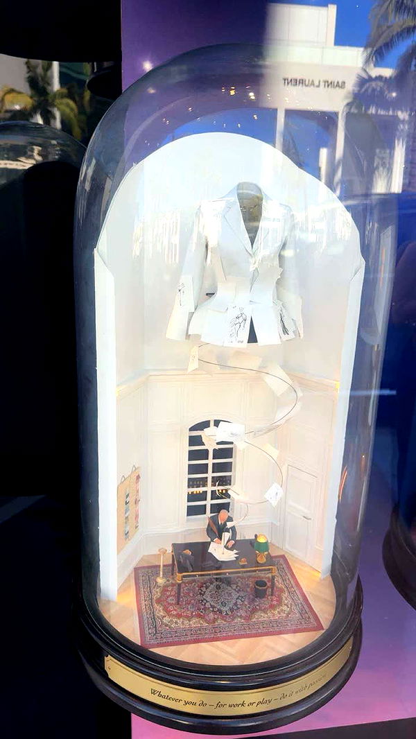 realhaylujan image ~ Altpins