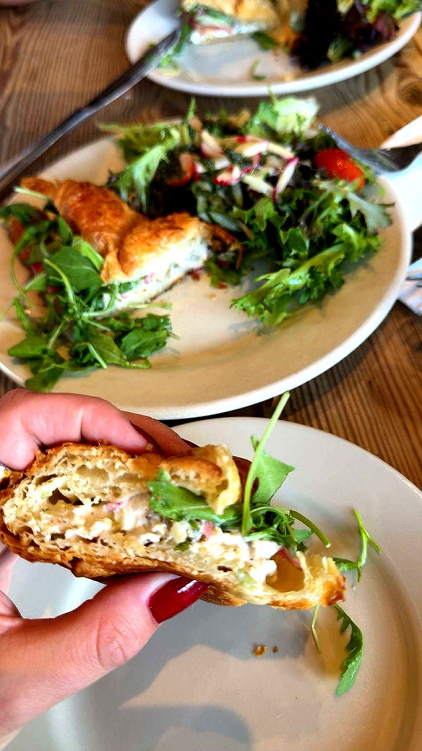 realhaylujan image ~ Altpins